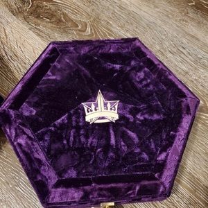 Jeffree Star Blood Lust | PURPLE EDITION